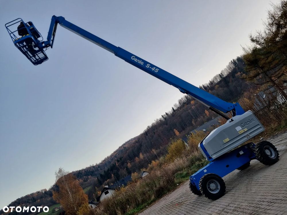 Genie S-45 Zwyżka Podnośnik Teleskopowy terenowy 4x4 wysokość 16 m Silnik DEUTZ jak Nowa IMPORT NORWEGIA 2009r Spalinowo- elektryczna Zadbana. Zero luzów wycieków! Okazja! 2 x Sterowanie maszyną góra i dół - 12