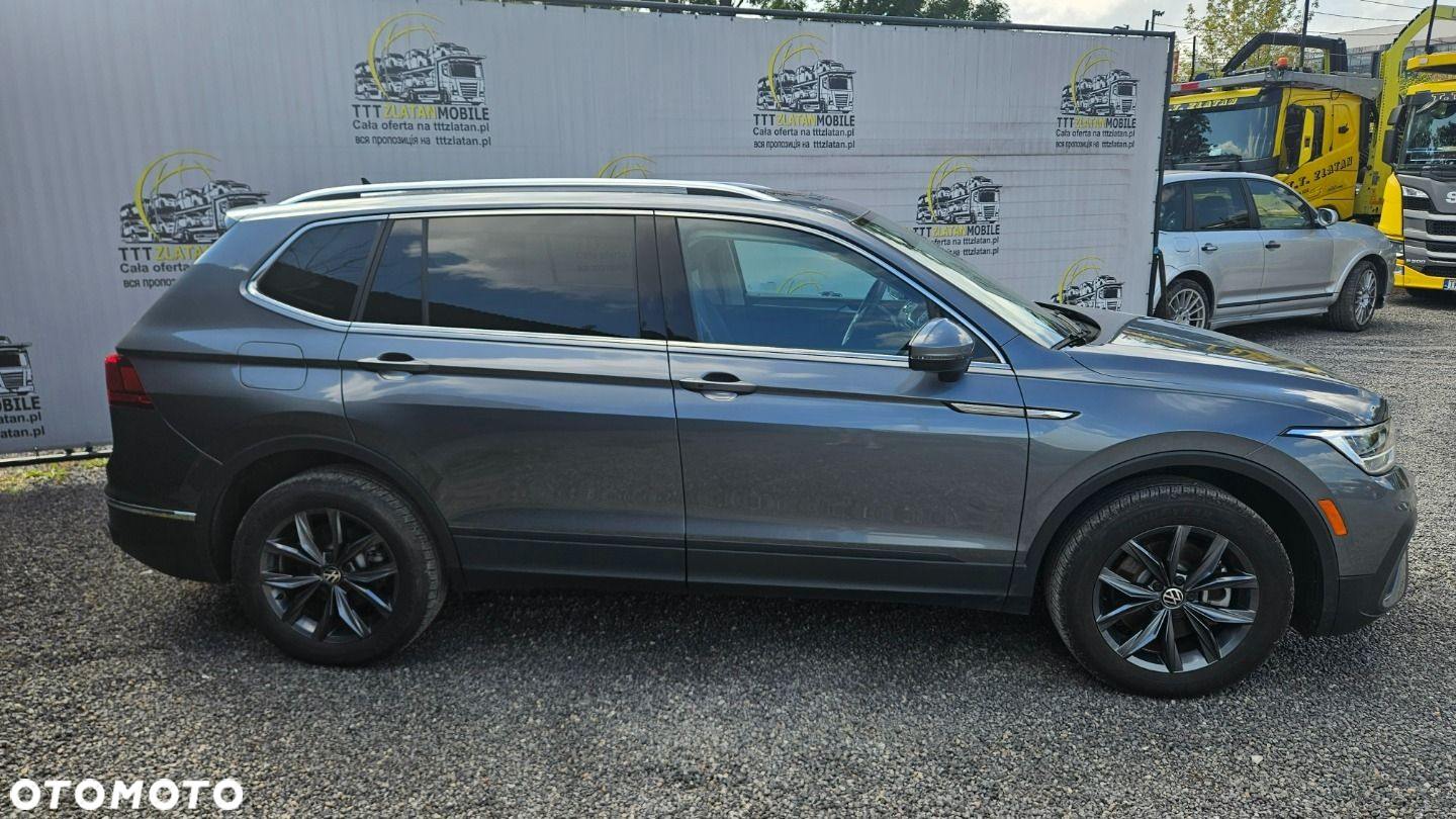 Volkswagen Tiguan - 12