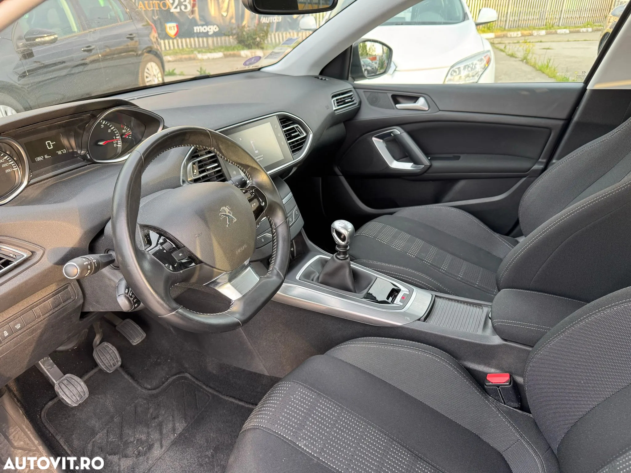 Peugeot 308 130 e-THP Stop & Start Allure - 7