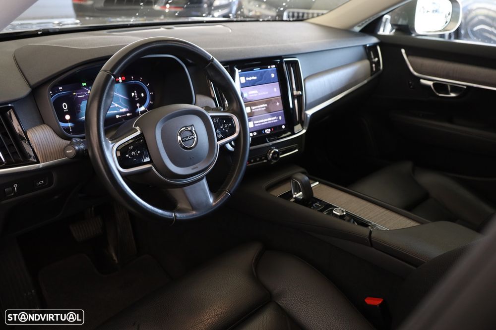 Volvo V90 Cross Country 2.0 B4 AWD - 14