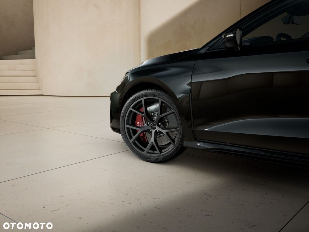 Audi RS3 Limousine - 7