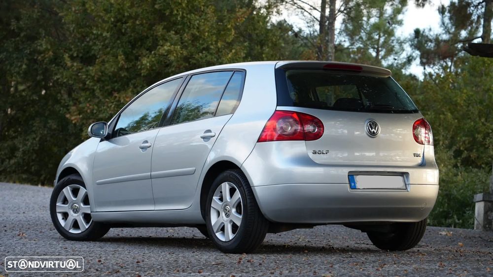 VW Golf 1.9 TDi 6V Trendline AC - 11