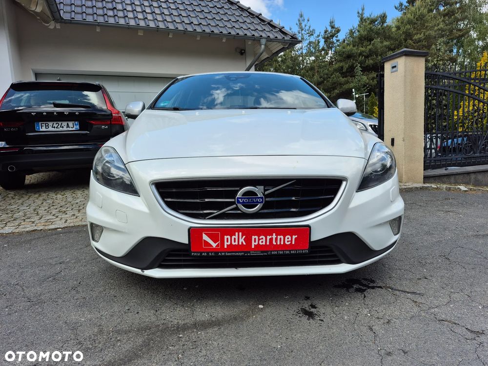 Volvo V40 D2 Drive-E R-Design Momentum - 6