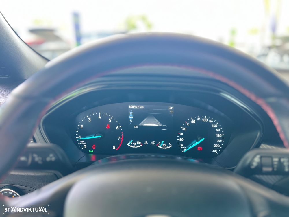 Ford Focus 1.0 EcoBoost MHEV ST-Line - 6