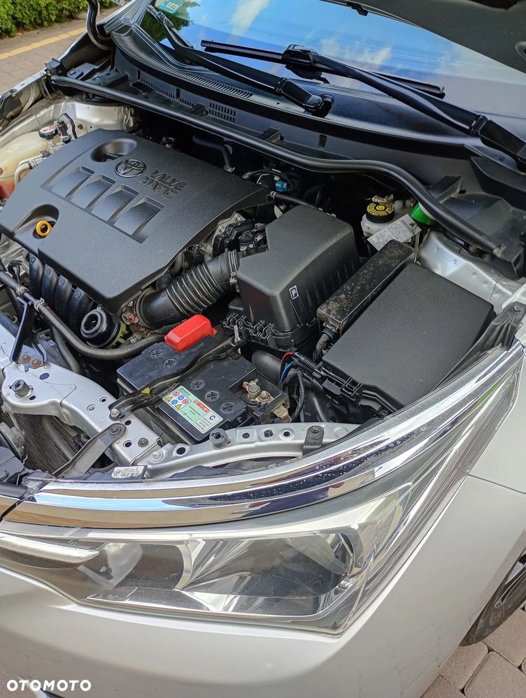 Toyota Corolla 1.6 Active - 18
