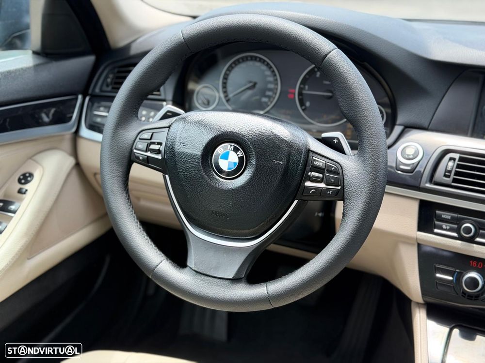 BMW 520 d Exclusive Auto 123g - 22