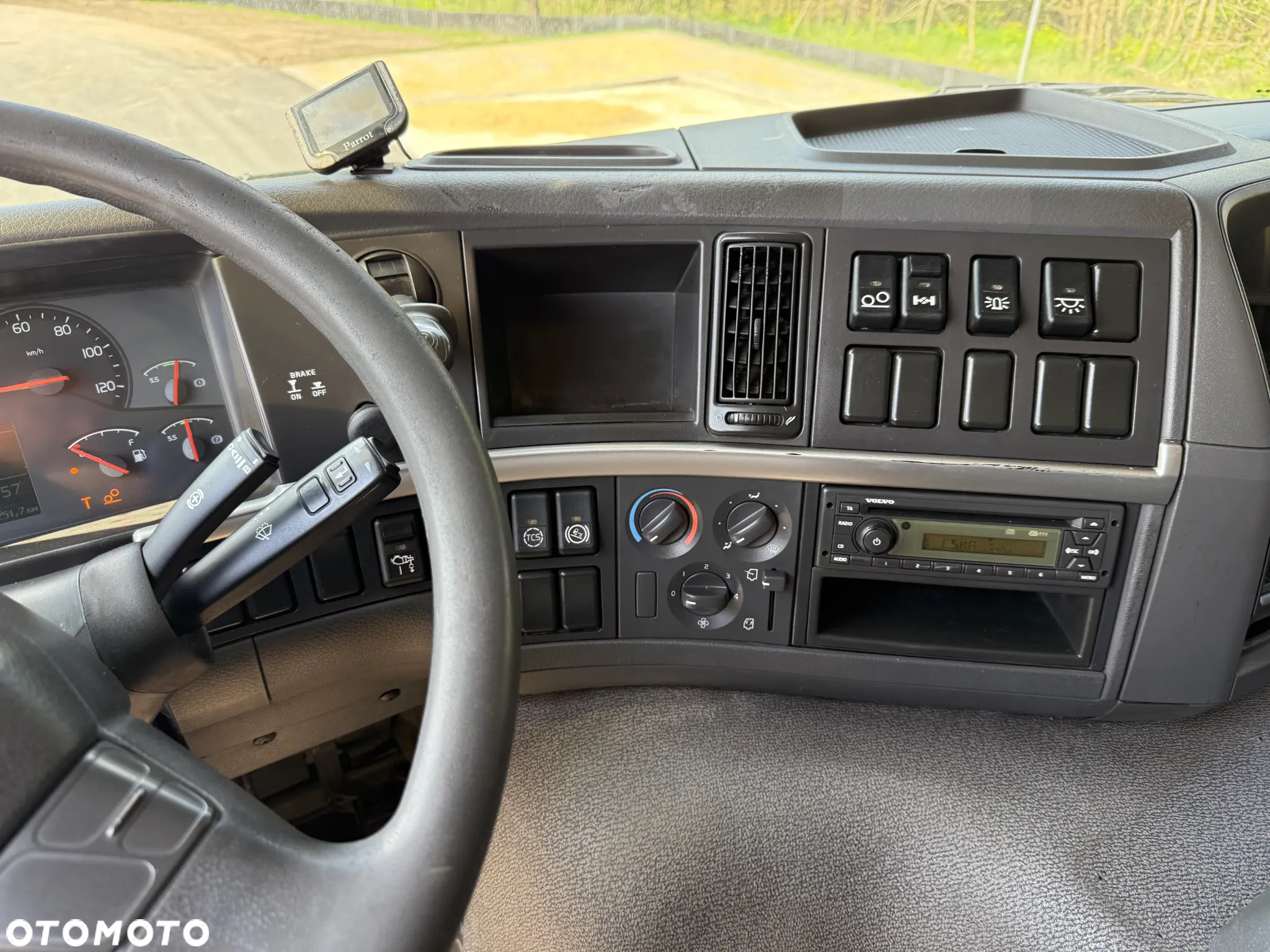 Volvo FM 360 - 10