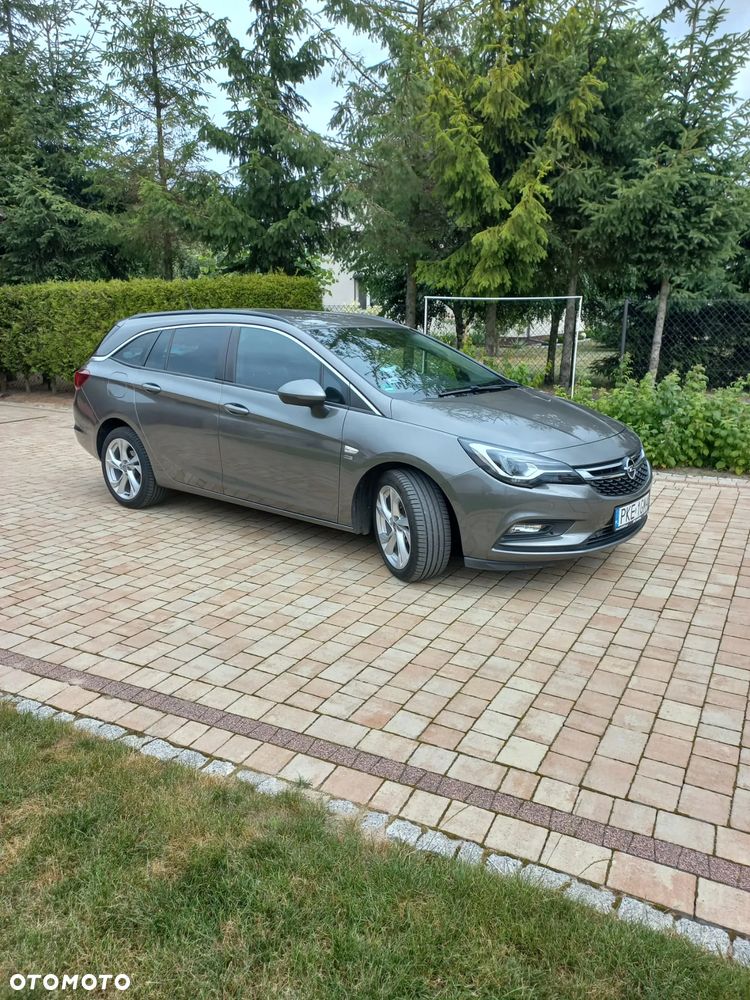Opel Astra 1.4 Turbo 120 Jahre - 2