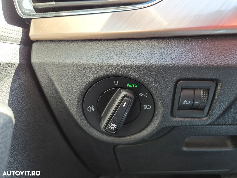 Skoda Kamiq 1.0 TSI DSG Style - 27