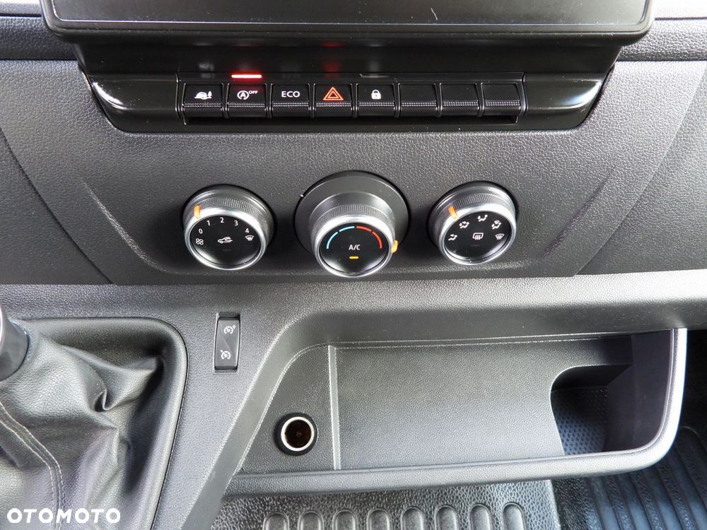 Renault MASTER WYWROTKA PODWÓJNA KABINA DOKA 7 MIEJSC TEMPOMAT NAWIGACJA LEDY KLIMATYZACJA  145KM - 32