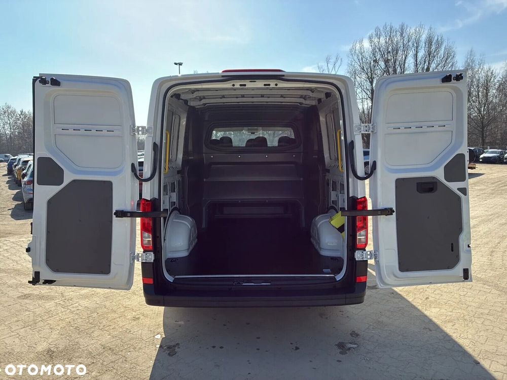 Volkswagen Crafter 35 Brygadówka/Furgon L3/H2, 2.0TDI 140KM, r.o. 3640 - 11