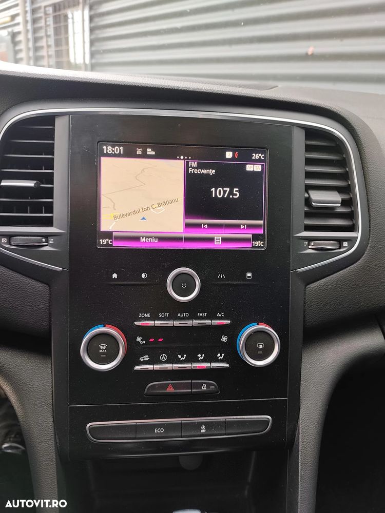 Renault Megane ENERGY dCi 110 EDC LIMITED - 9