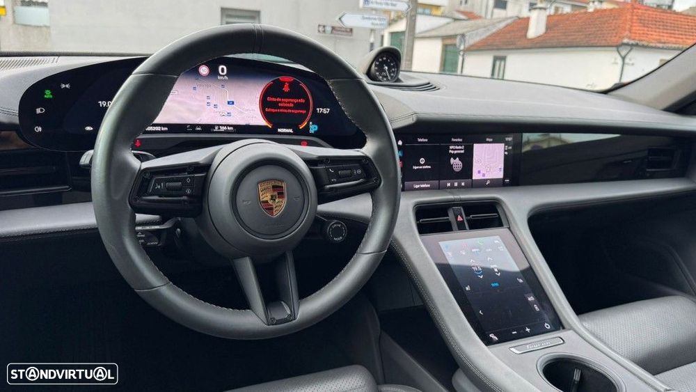 Porsche Taycan Bateria Performance Plus - 17