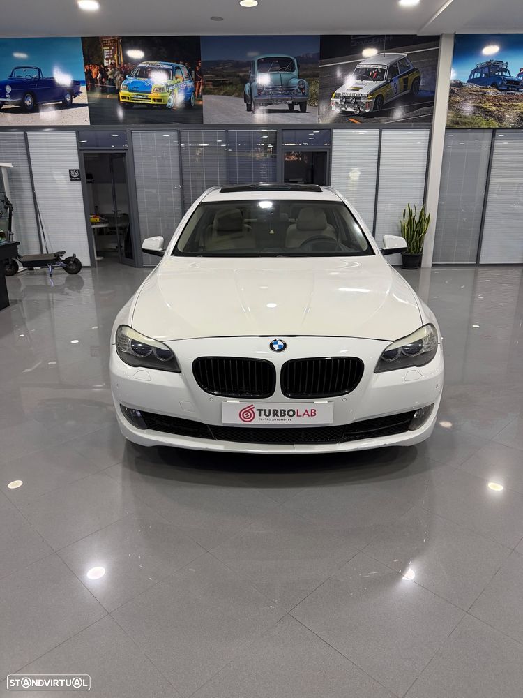 BMW 520 d Aut. Luxury Line - 2