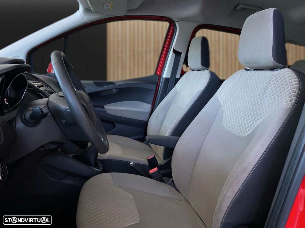 Ford Tourneo Courier 1.0 EcoBoost Titanium - 6