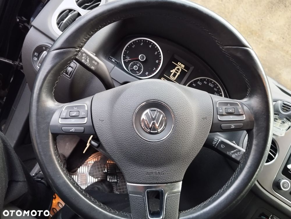 Volkswagen Tiguan - 5