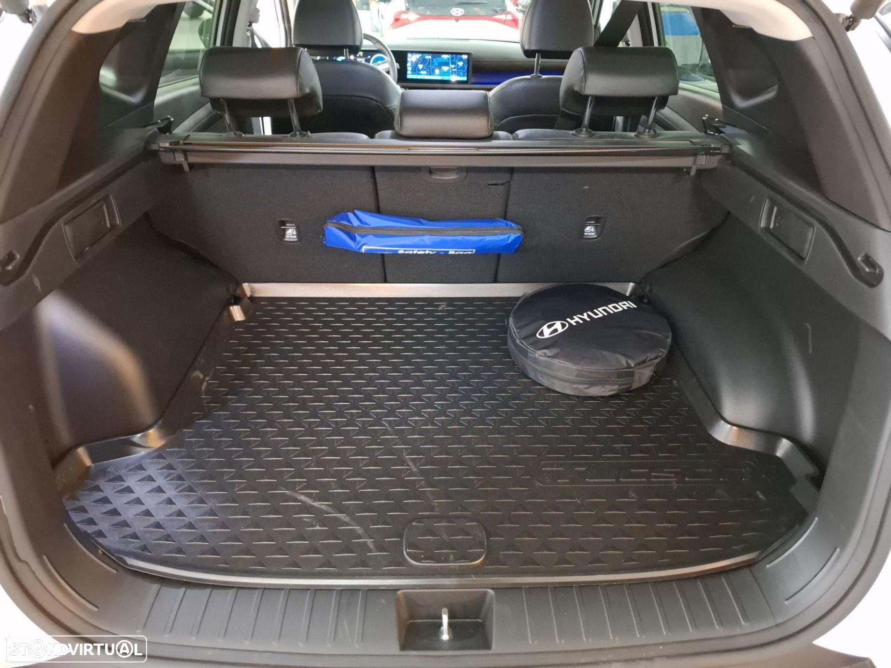 Hyundai Tucson 1.6 T-GDI PHEV e-Vanguard + TT - 25