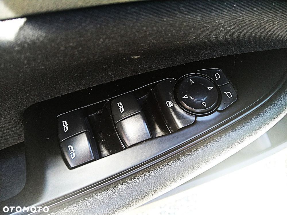 Opel Insignia 1.6 CDTI EcoFLEX S&S - 28