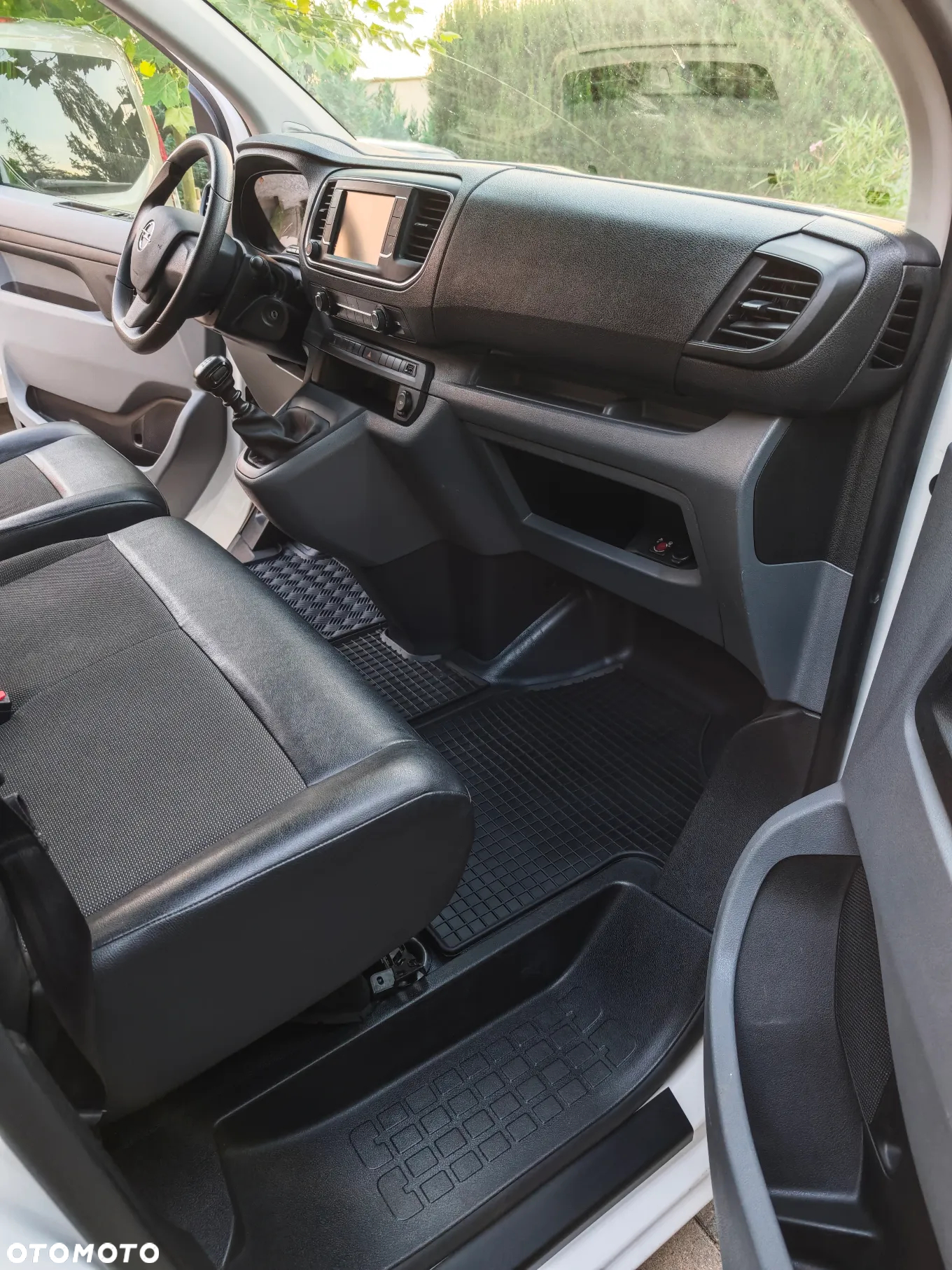 Opel Vivarto - 8