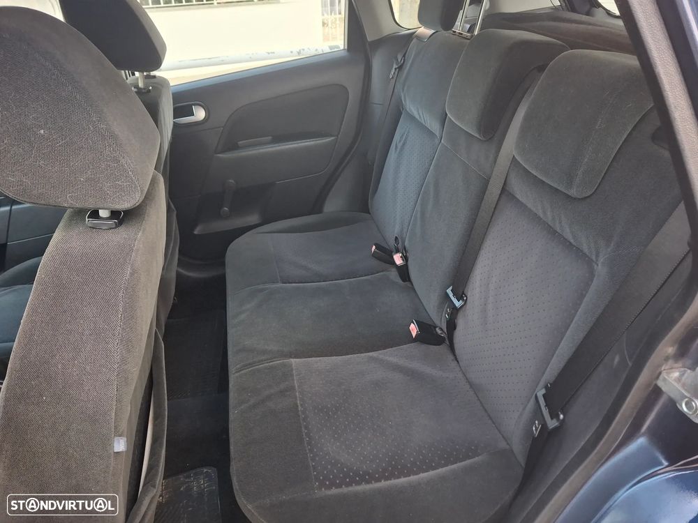 Ford Fiesta 1.25 Ghia - 1