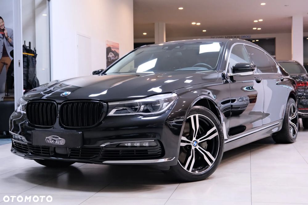 BMW Seria 7 750Li xDrive - 18