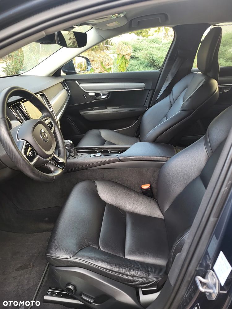 Volvo V90 D4 Momentum - 13