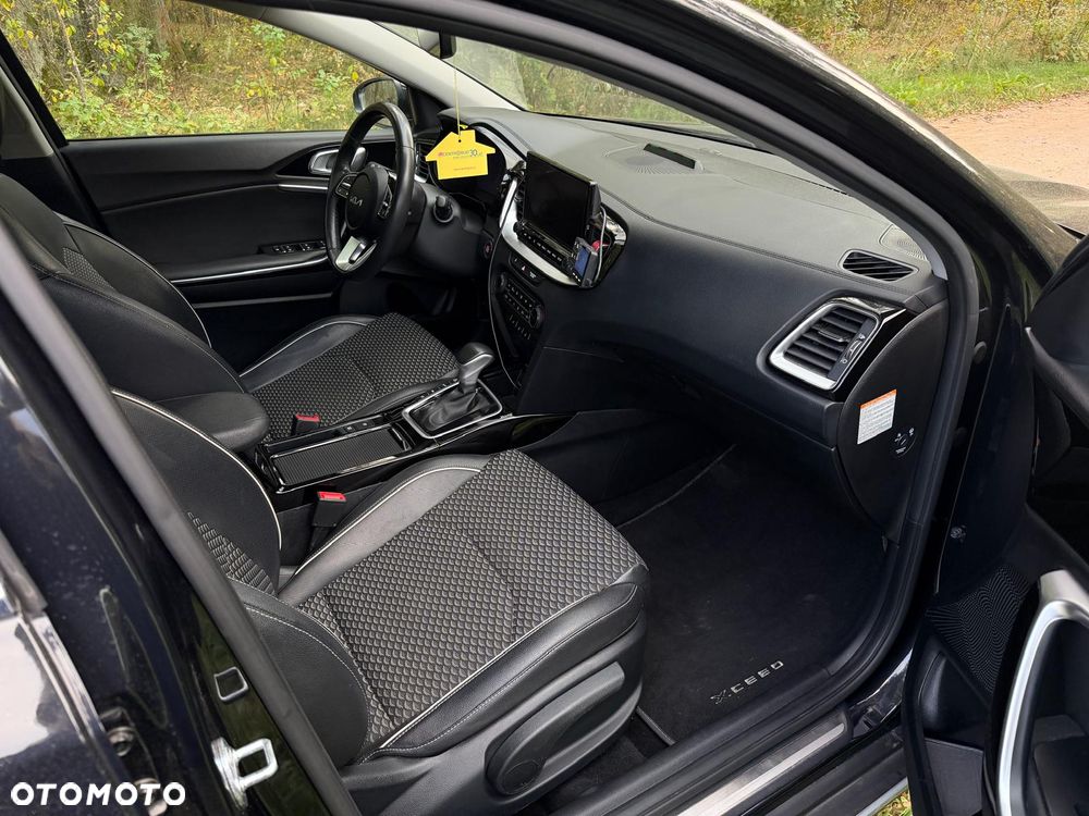 Kia XCeed - 14