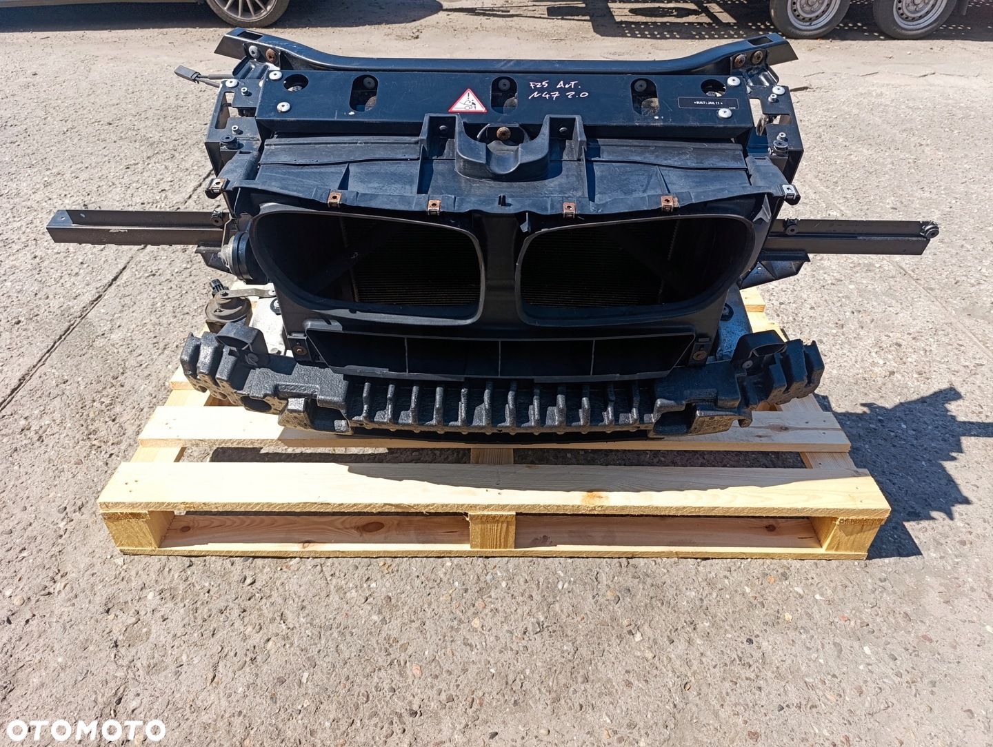 BMW F25 X3 PAS PRZEDNI CHŁODNICE 2.0D N47 AUTOMAT KOMPLETNY - 1
