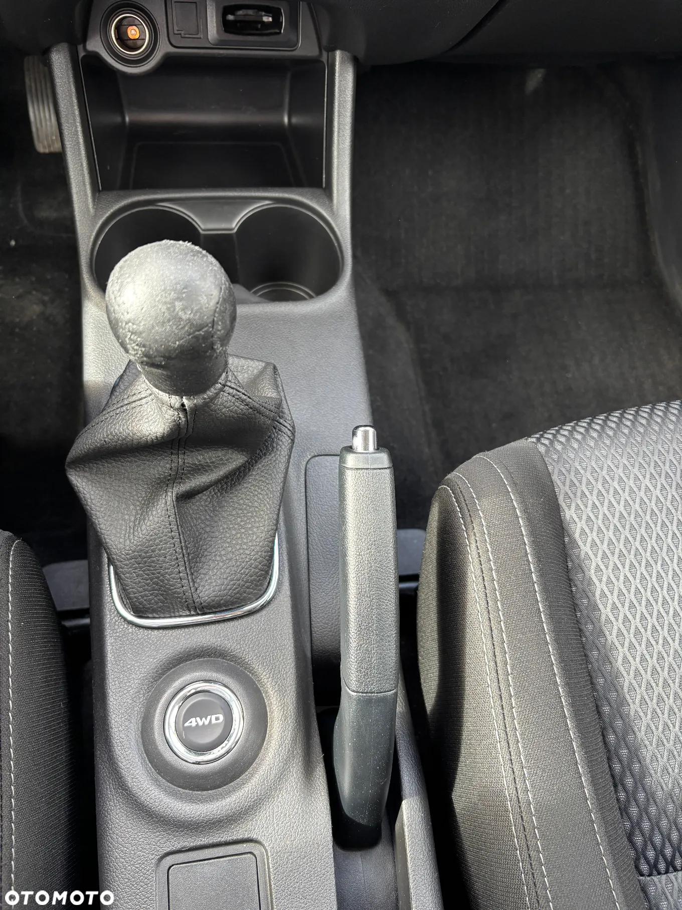 Mitsubishi Outlander 2.2 DID Intense + 4WD - 24
