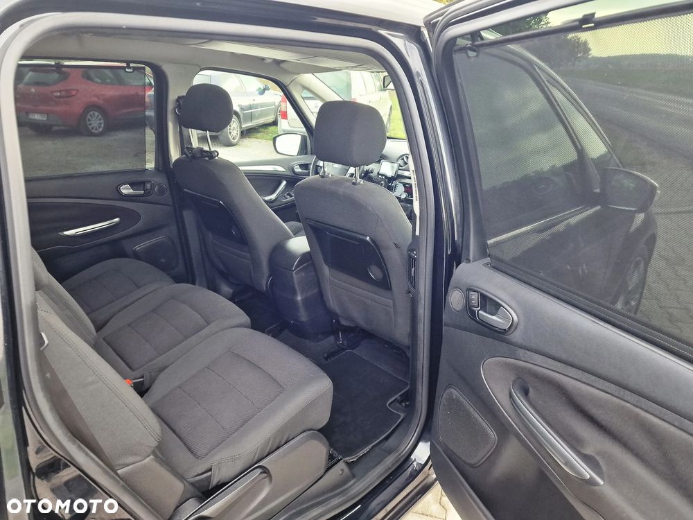 Ford Galaxy 2.2 TDCi DPF Titanium - 29