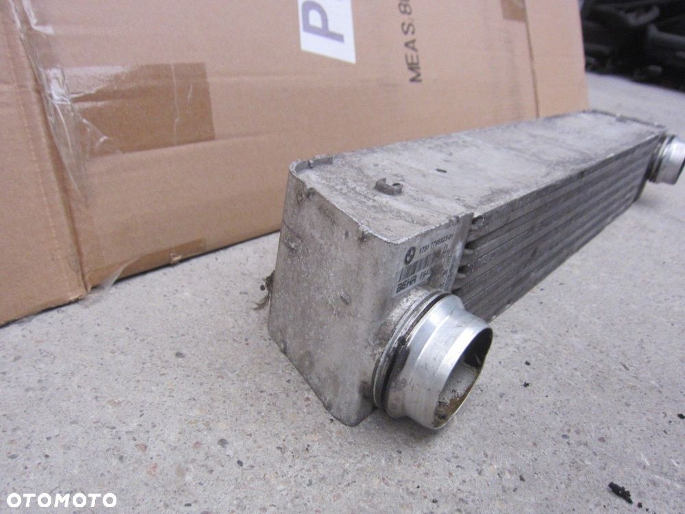 BMW 5 E60 E61 N47 M47N2 M57N2 INTERCOOLER CHŁODNICA POWIETRZA 17517795823 - 3
