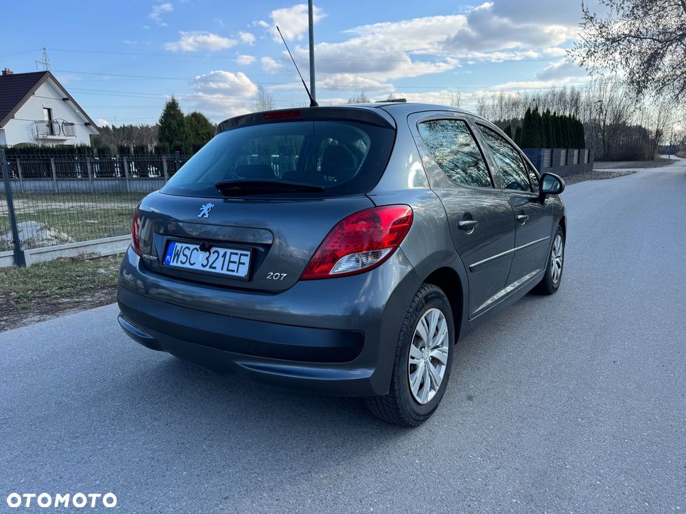 Peugeot 207 1.4 HDi Presence - 3