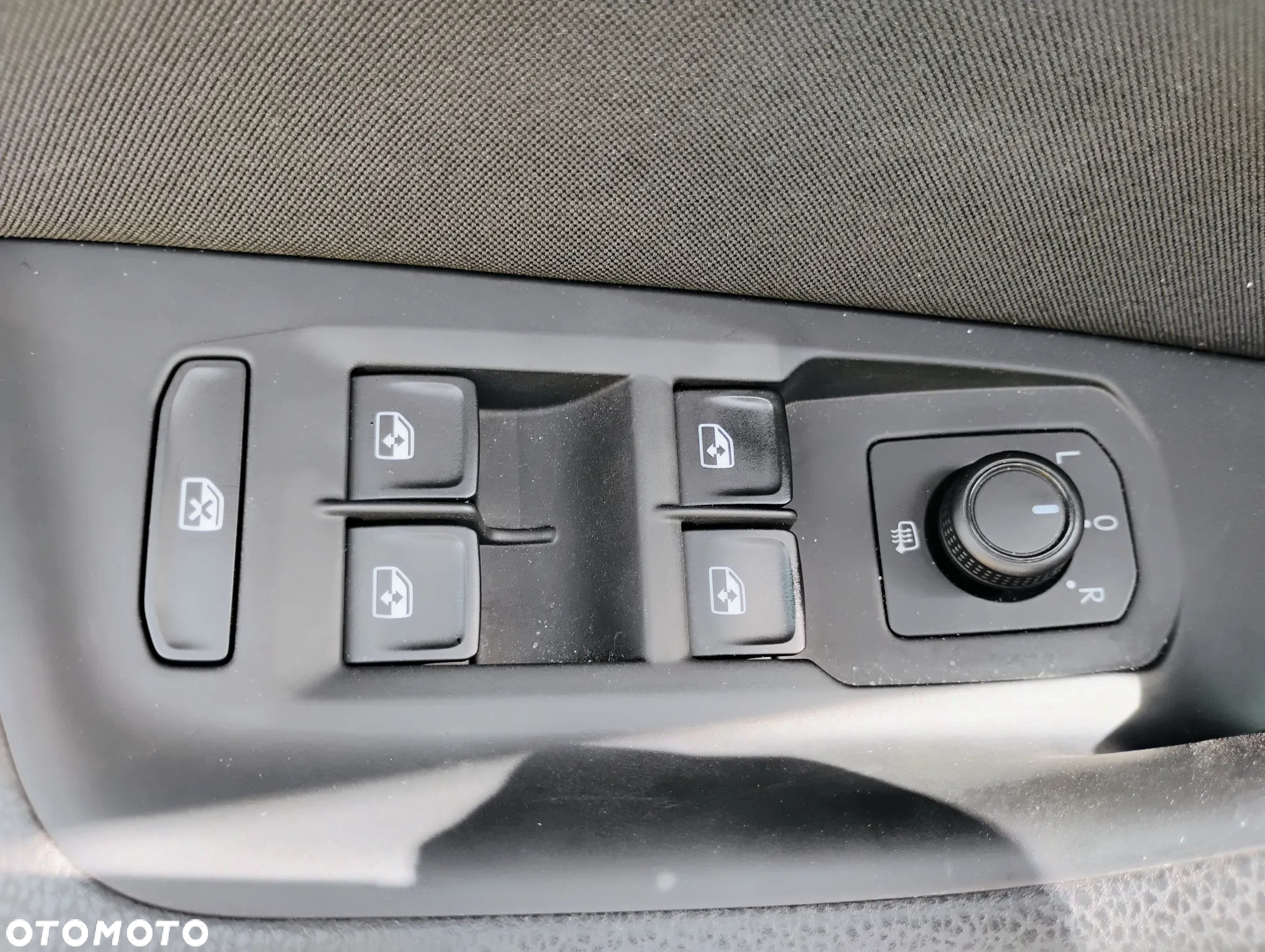 Volkswagen Passat 2.0 TSI Business DSG - 11