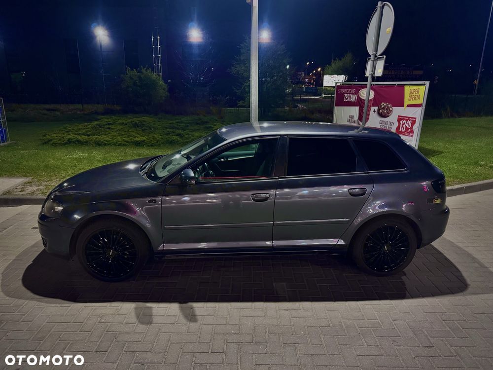 Audi A3 Sportback - 1
