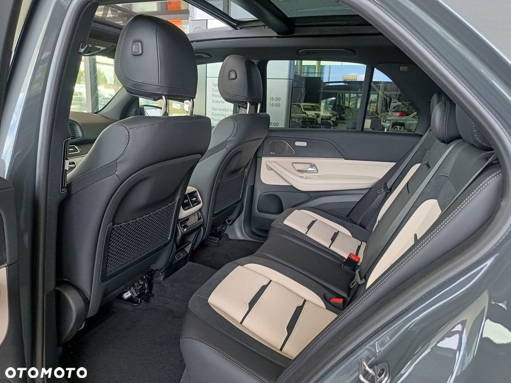 Mercedes-Benz GLE - 29