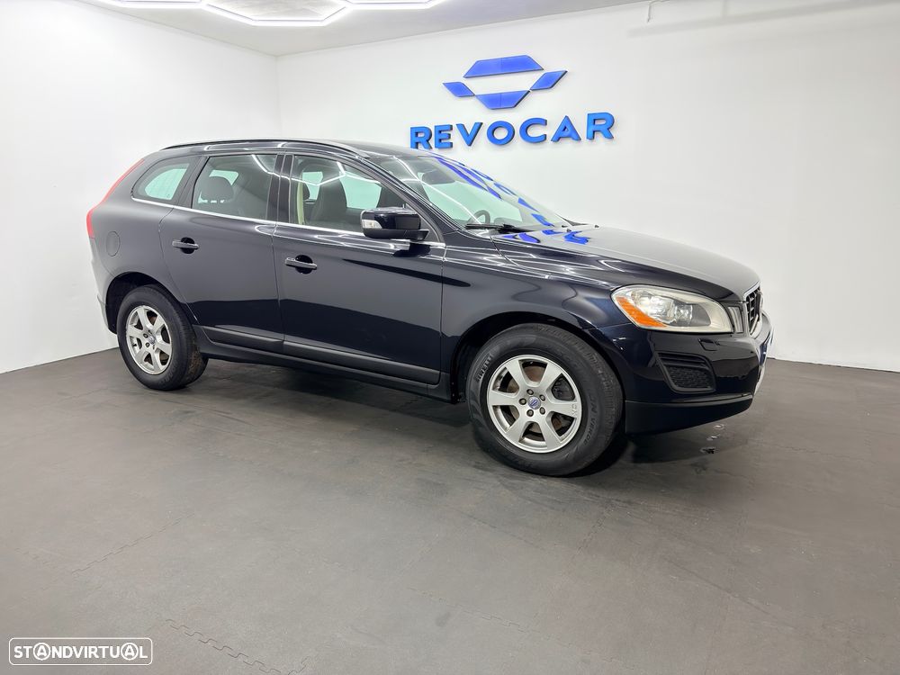 Volvo XC 60 2.0 D4 DRIVe Momentum - 7