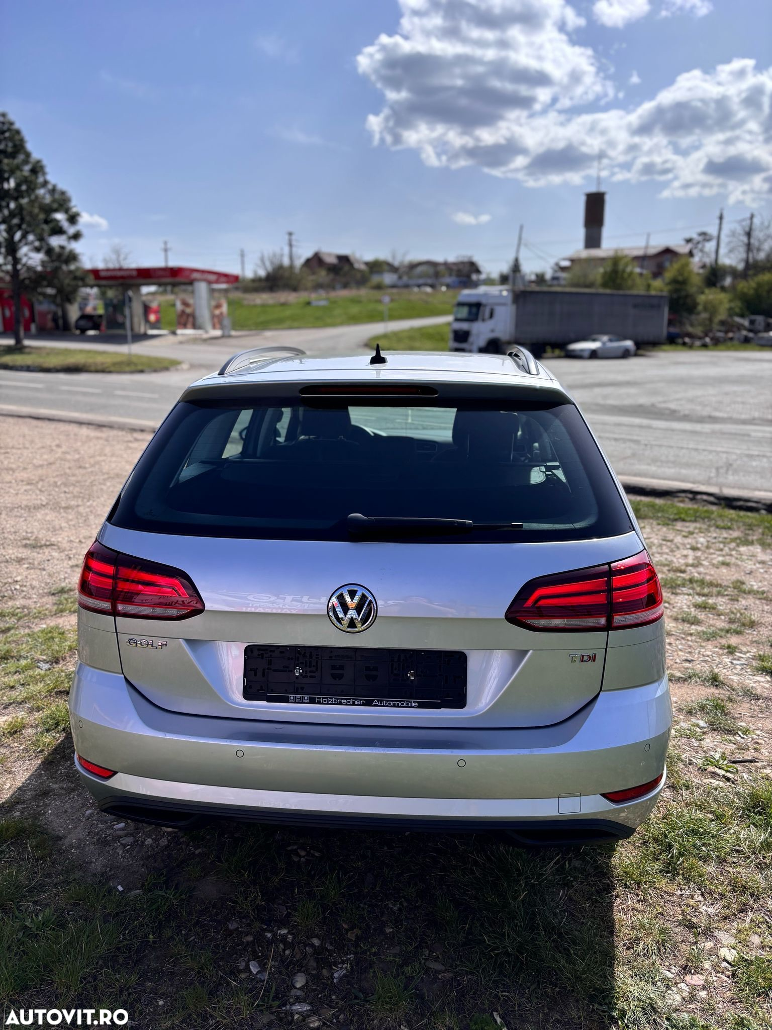 Volkswagen Golf 1.6 TDI Comfortline - 11