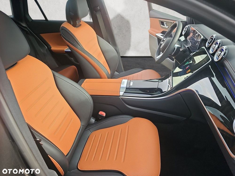 Mercedes-Benz GLC - 16