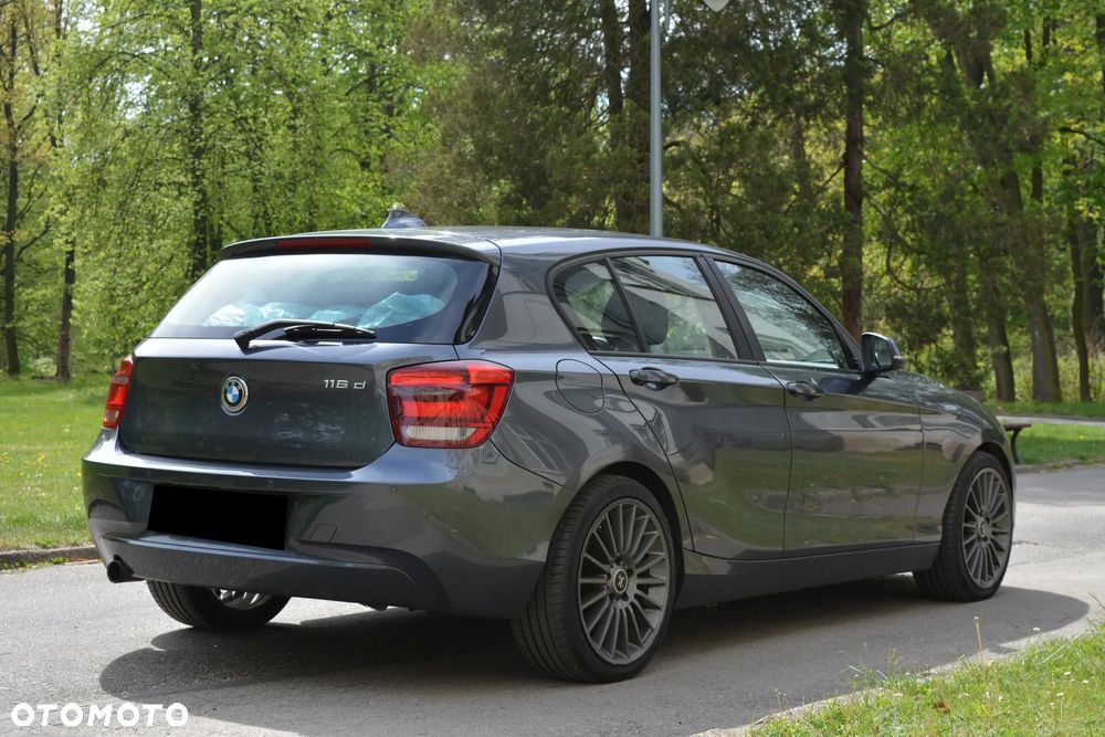 BMW Seria 1 - 29