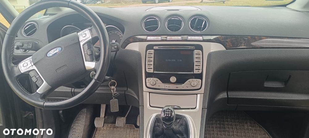 Ford Galaxy 2.0 Ghia - 10