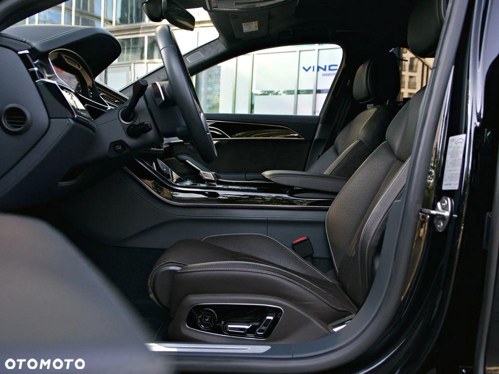 Audi A8 - 9