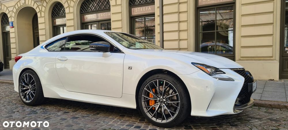 Lexus RC 200t / 300 F Sport - 11