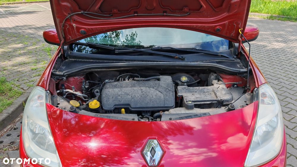 Renault Clio - 6
