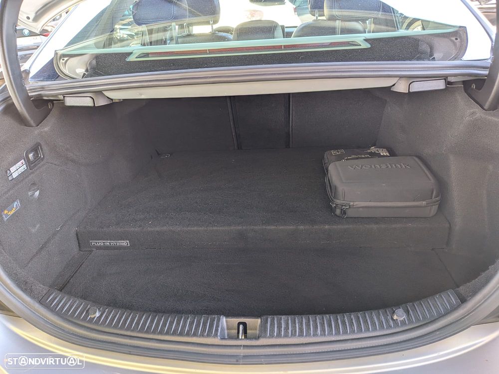 Mercedes-Benz C 350 e - 13