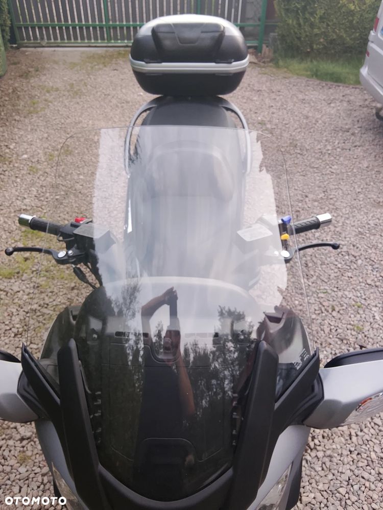 Suzuki Burgman - 11