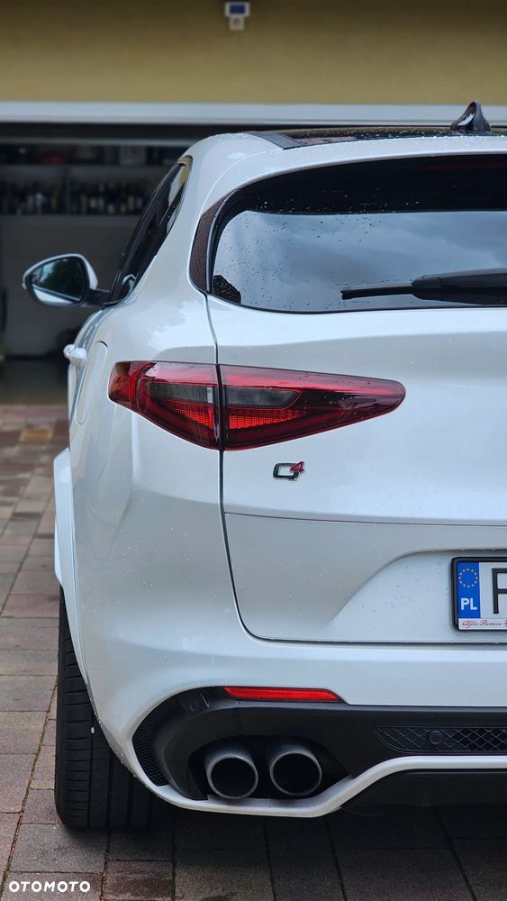 Alfa Romeo Stelvio 2.9 V6 Bi-Turbo Quadrifoglio Q4 - 3