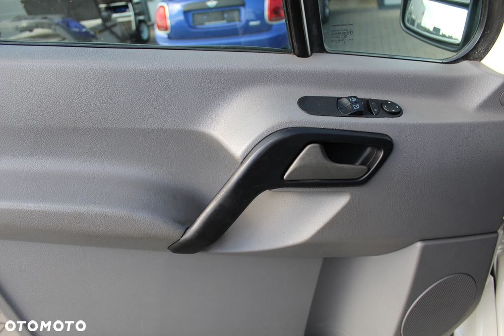 Volkswagen Crafter 2,5 TDI - 17