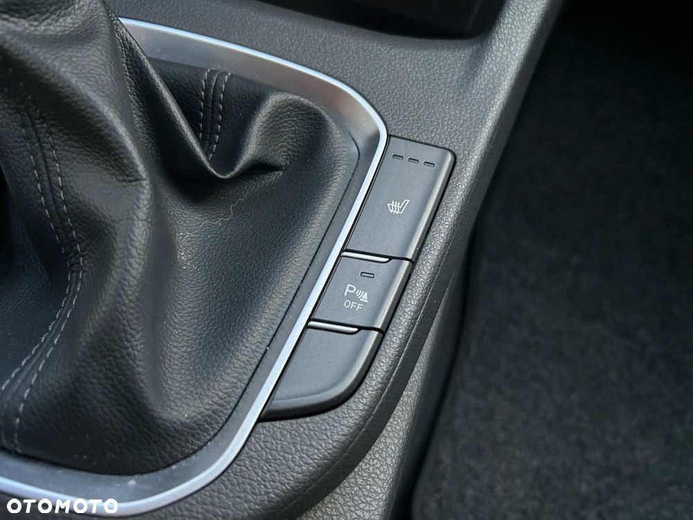 Hyundai i30 1.0 T-GDI Smart - 26