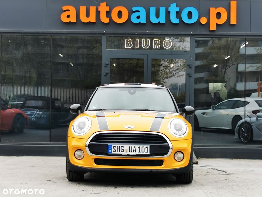 MINI Cooper Standard - 2