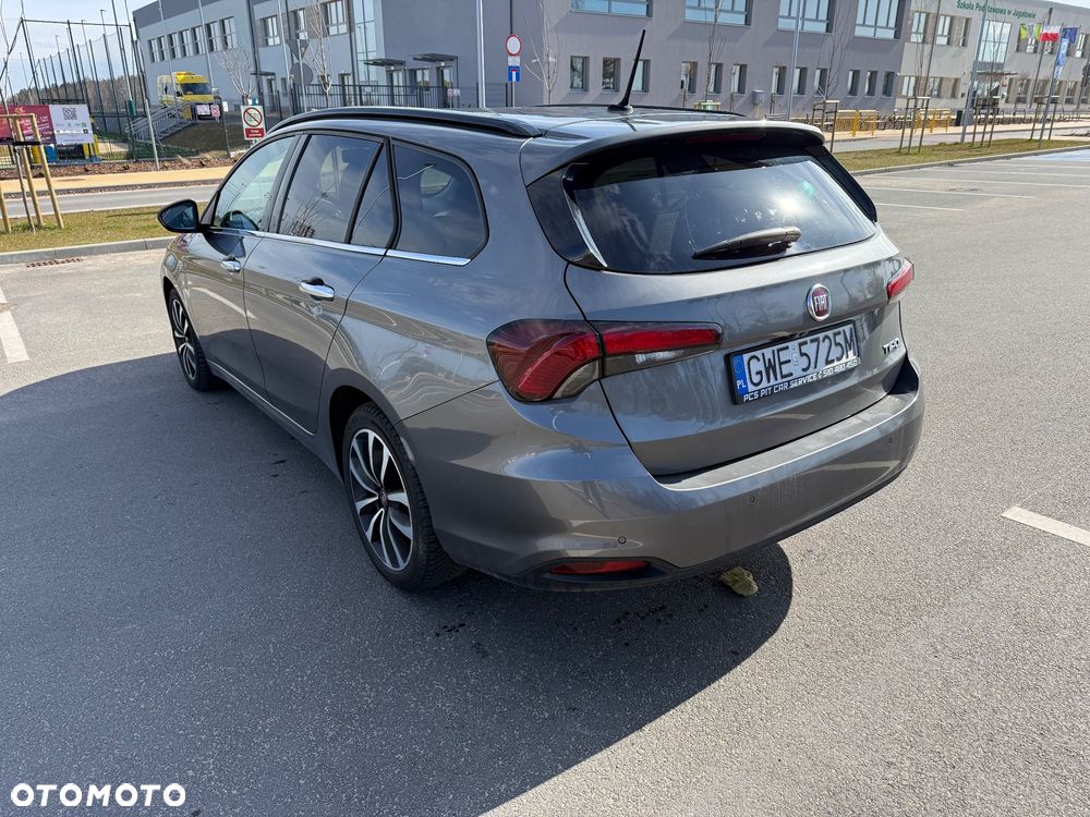 Fiat Tipo 1.6 MultiJet 16v Lounge - 3